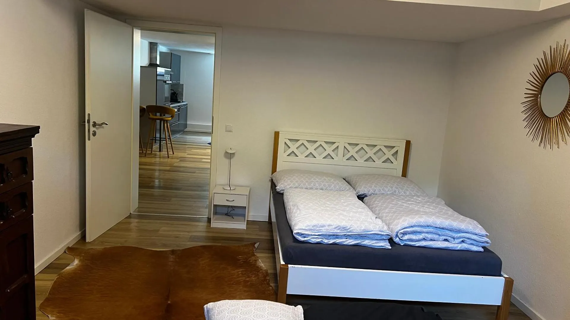 Appartement Geraeumige Unterkunft Auch Familienfreundlich Bis 4 Personen Koeln